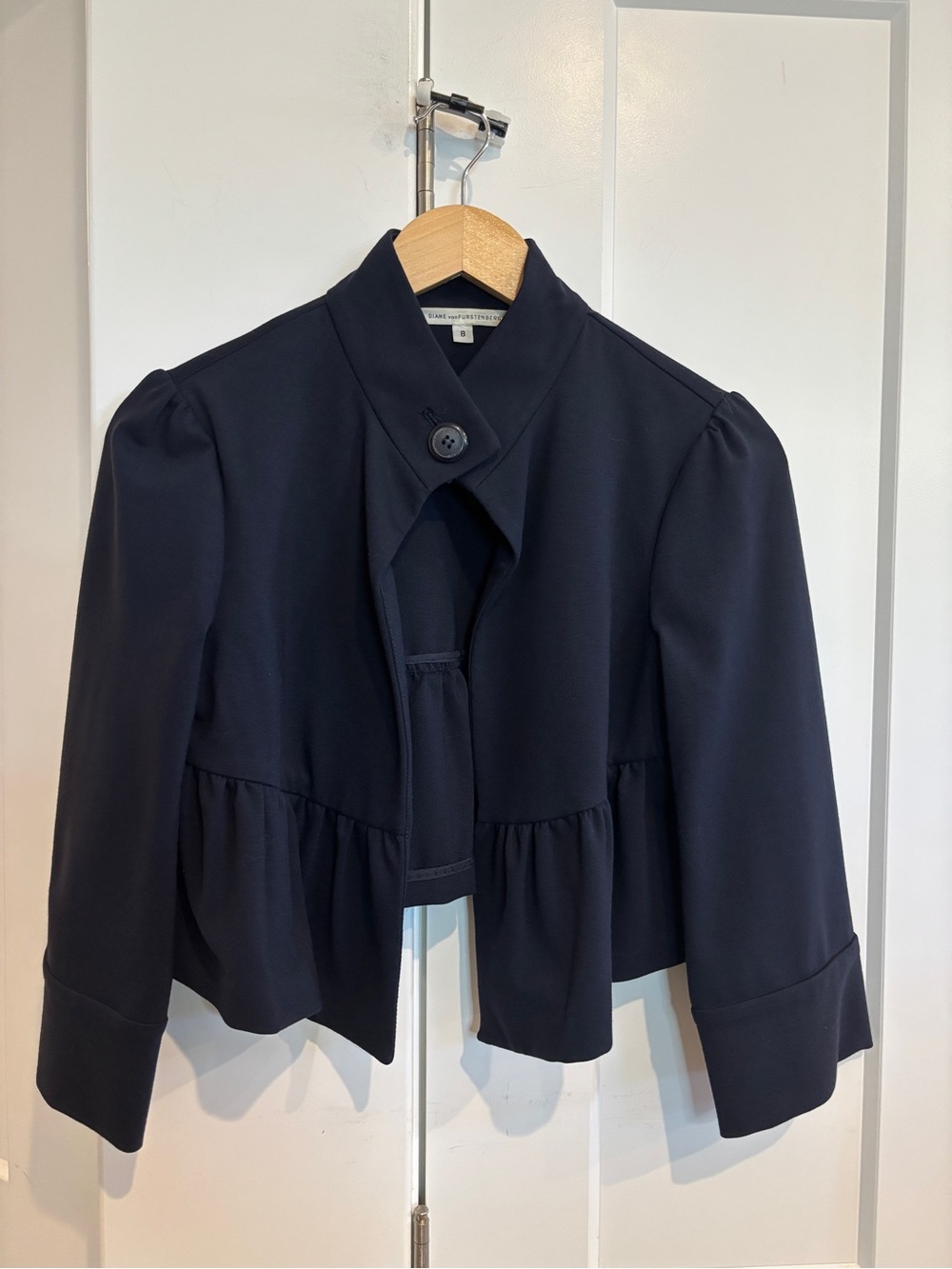 Diane Von Furstenberg Navy Cropped Peplum Single-Button Jacket. Size 8